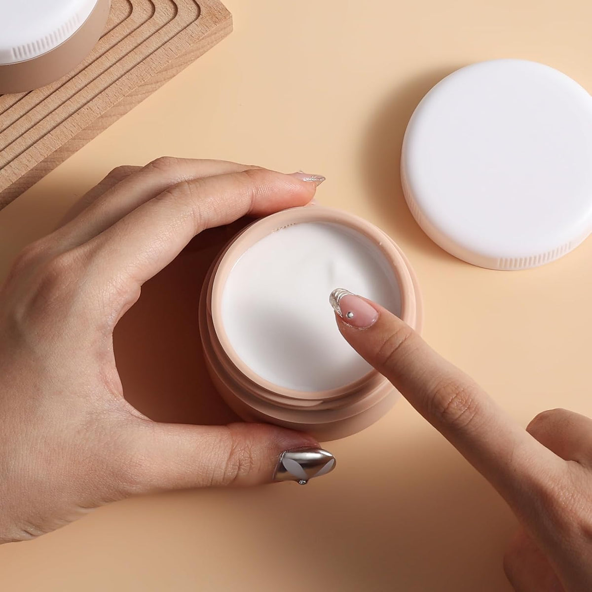 Travel Containers for Toiletries, Silicone Cream Jars BPA-Free, Leak-proof 2oz Travel Size