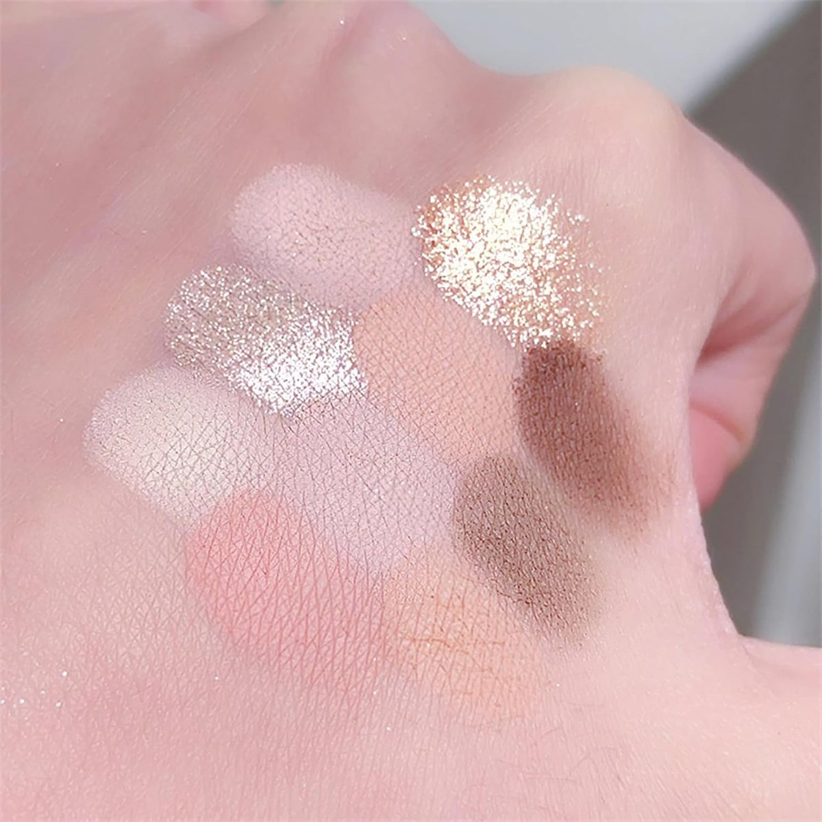 Erinde 10 Colors Eyeshadow Palette Makeup - Matte Shimmer Glitter Eye Shadow, Ultra-Blendable, High