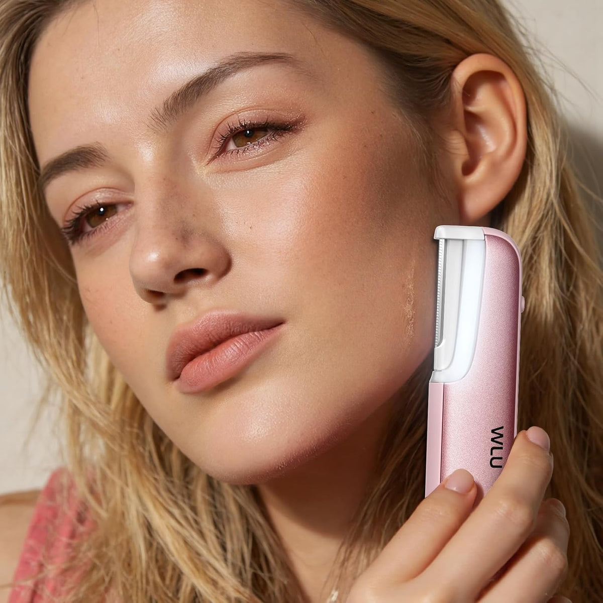 Dermaplaning Tool for Women Face - Edge Technology Sonic Dermaplane Razor for Facial Exfoliation &