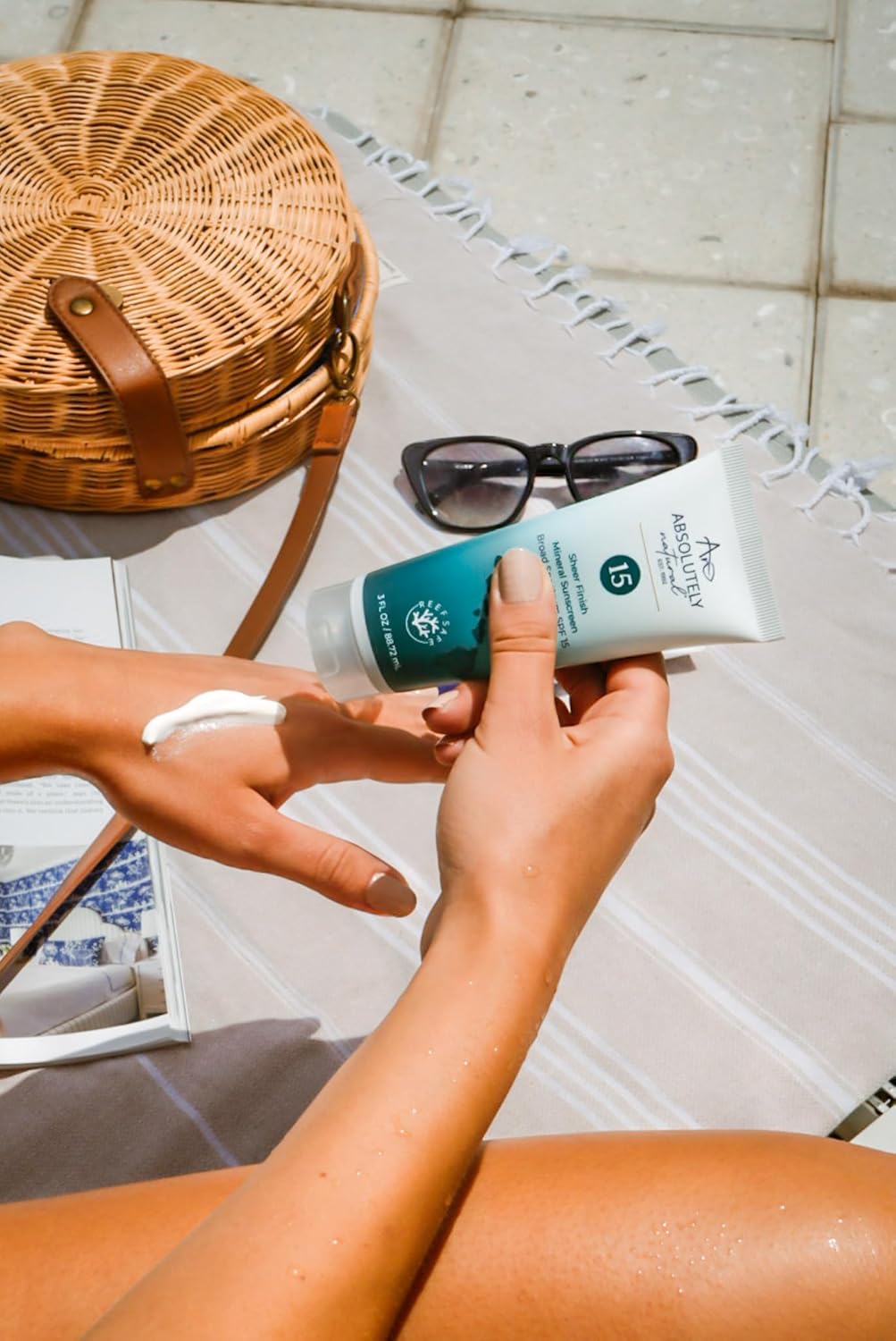 SPF 15 Mineral Sunscreen - Broad Spectrum Water Resistant Moisturizer Lotion For Body & Face - With