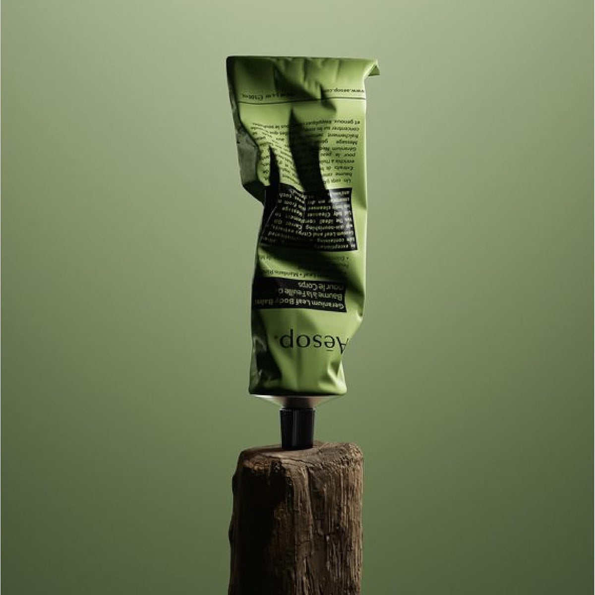 Aesop Geranium Leaf Travel Body Balm | Soften and Hydrate Skin with Nut Oils, Geranium Leaf and