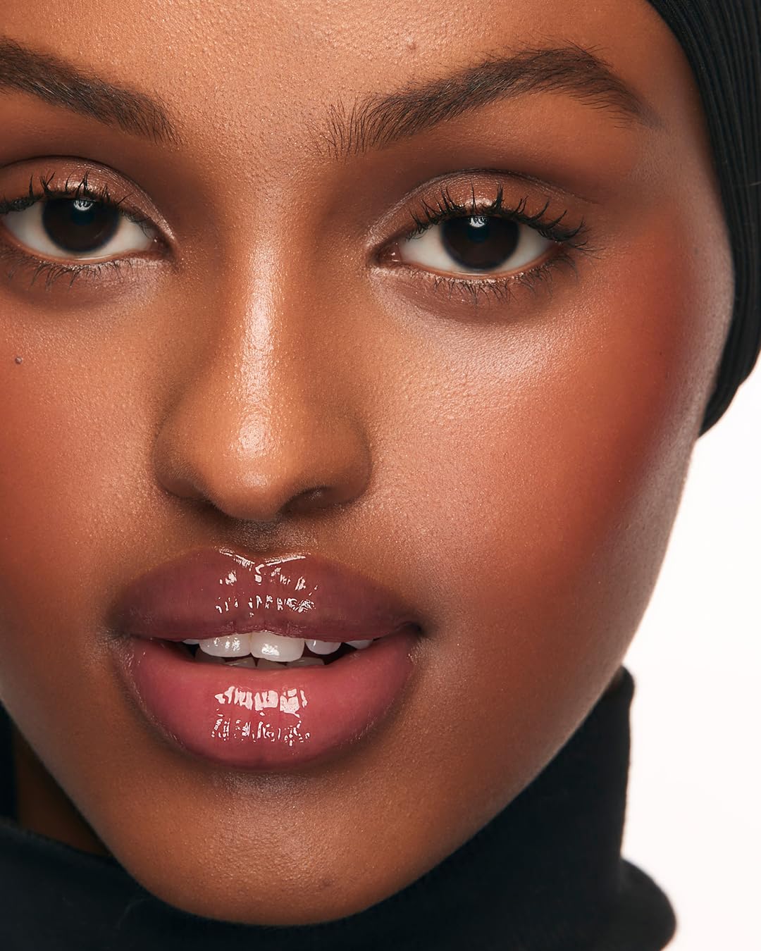 MAKE Beauty Serum Balm Hydrating Lip Oil. Vegan Moisturizing Lip Gloss with Plumping Effect. Lip