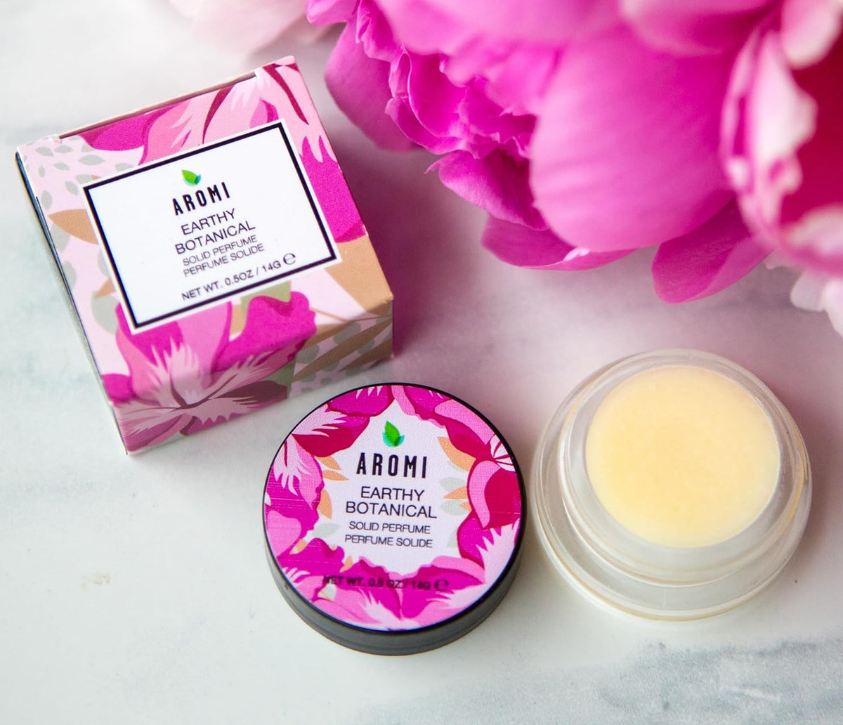 Aromi Solid Perfume | Woodsy, Floral Fragrance, Vegan, Cruelty-free, Travel, Women’s Gift, Apple