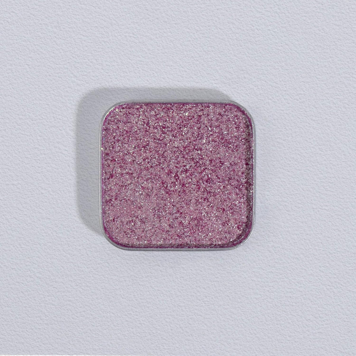 Chameleon Single Eyeshadow, Putty Texture, Glitter Multichrome, Iridescent Blue-Purple, High