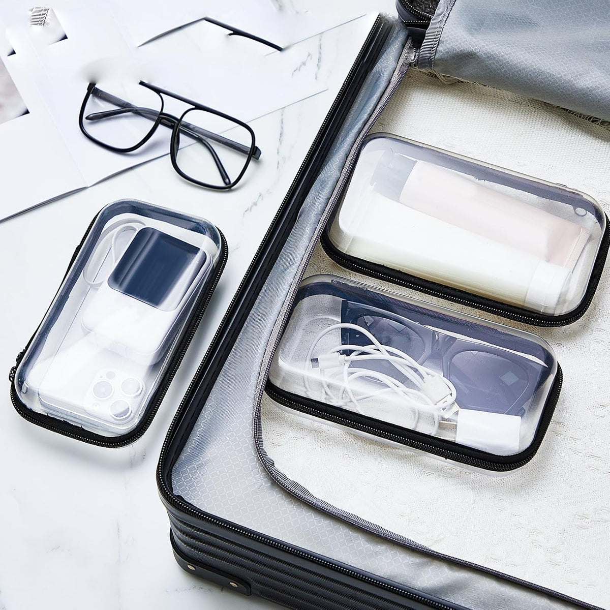 Hoolerry 3 Pcs Clear Hard Zipper Case Plastic Pouch Transparent Hard Case Clear Makeup Bag Portable