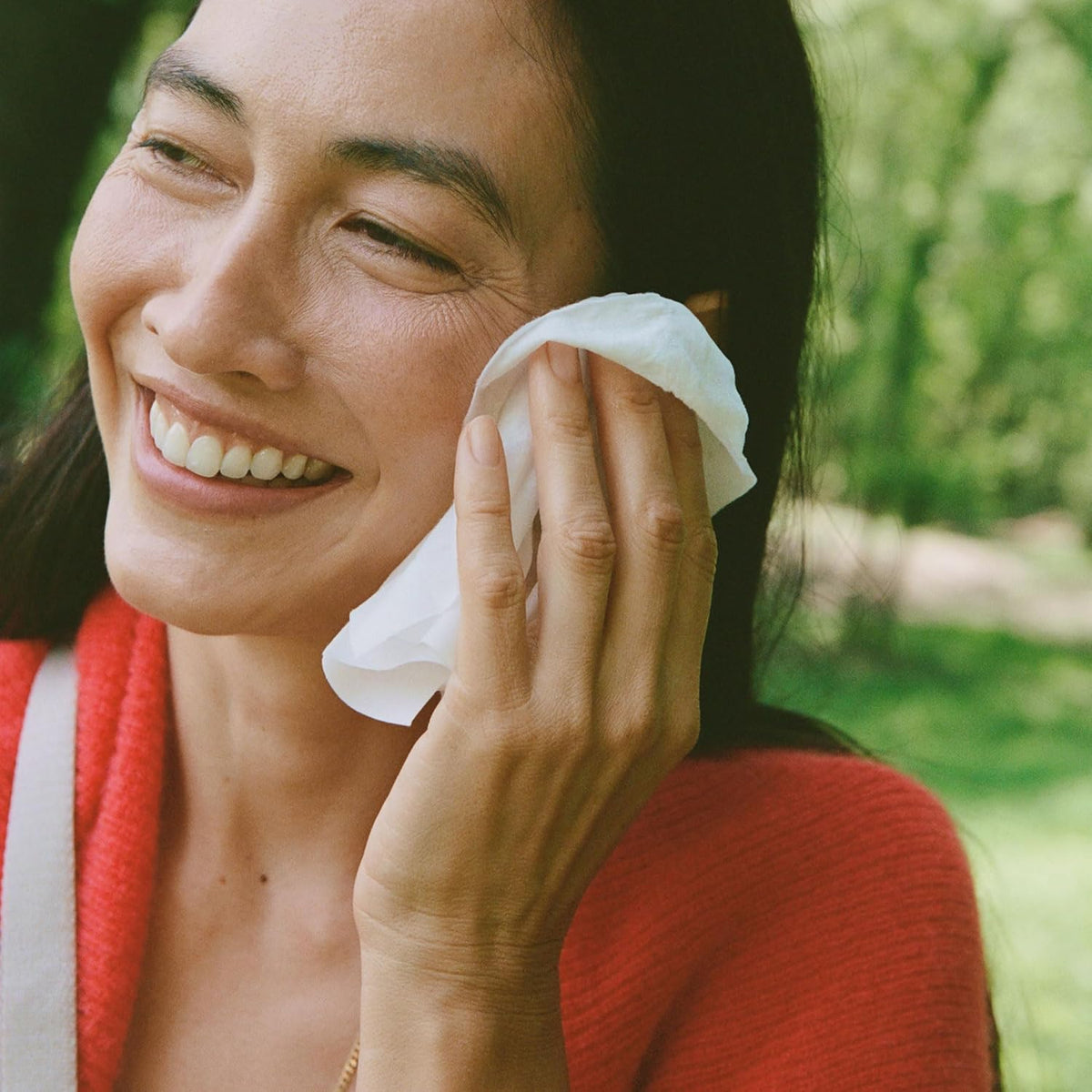 Ursa Major Essential Face Wipes | Natural, Biodegradable, Cruelty-Free | Cleanse, Exfoliate, Soothe